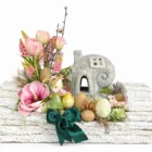 Aranjament buturugă Paști cu căsuță melc - ansamblu