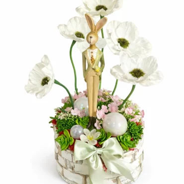 Aranjament Elegant Easter Rabbit cu iepure ceramic în frac
